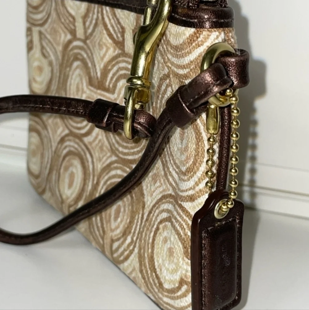 Coach Audrey Optic Swirl Wristlet